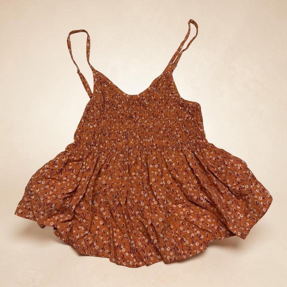 KENDALL + KYLIE Smocked Floral Print Rayon Camisole Peplum Top - Small